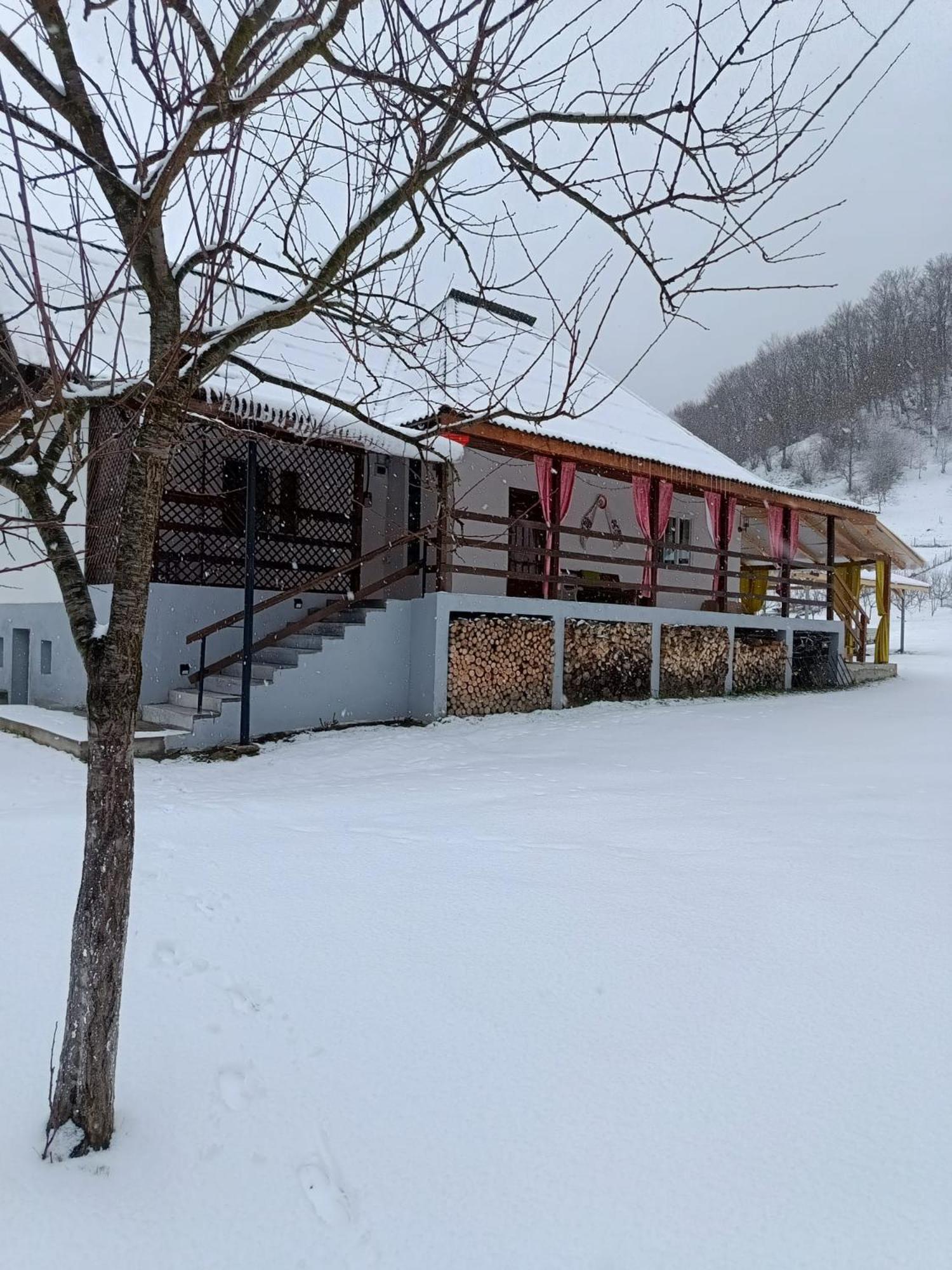 Casa Dyasof Villa Rohia Eksteriør bilde